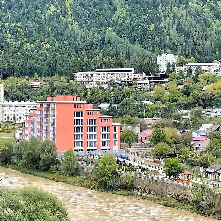New Apartments In Bordschomi Exterior foto